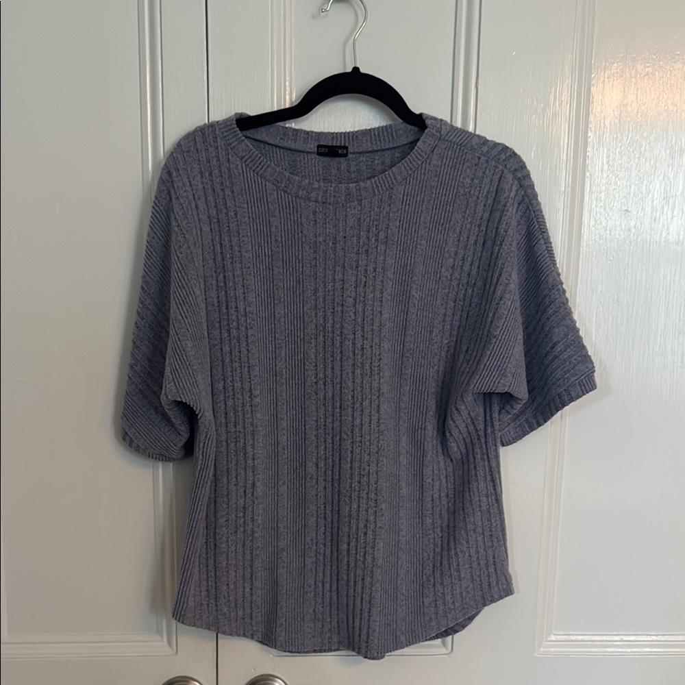 Gray Ribbed Knit Short Sleeve Shirt
